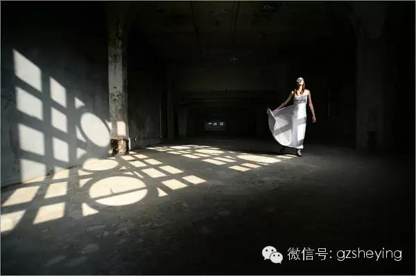 人像摄影哪些简单实用的拍摄技巧,自然光下人像摄影技巧全攻略