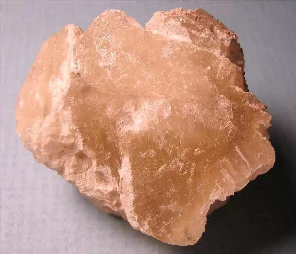 蓝宝石原矿全过程,迪拜顶级奢侈原矿宝石