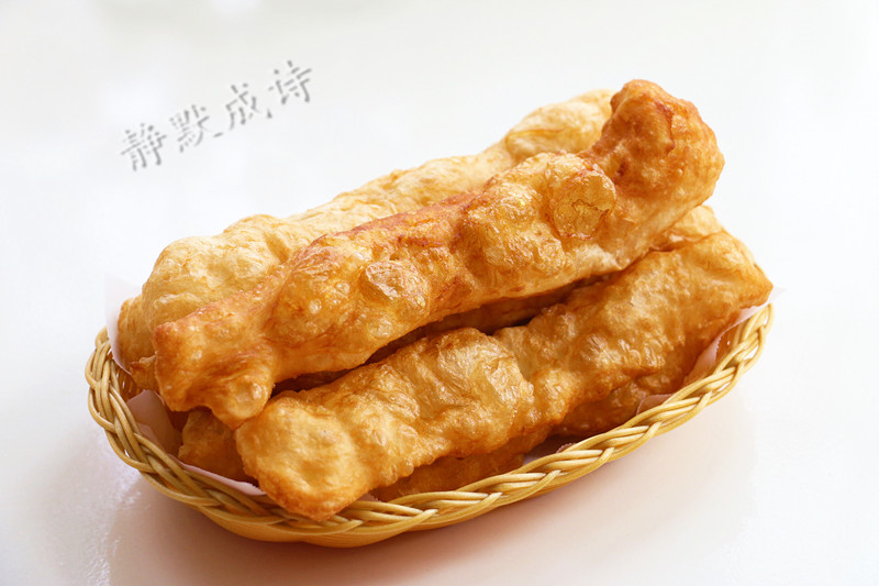 油条怎么做又蓬松又香又软,懒人油条怎样做蓬松酥软