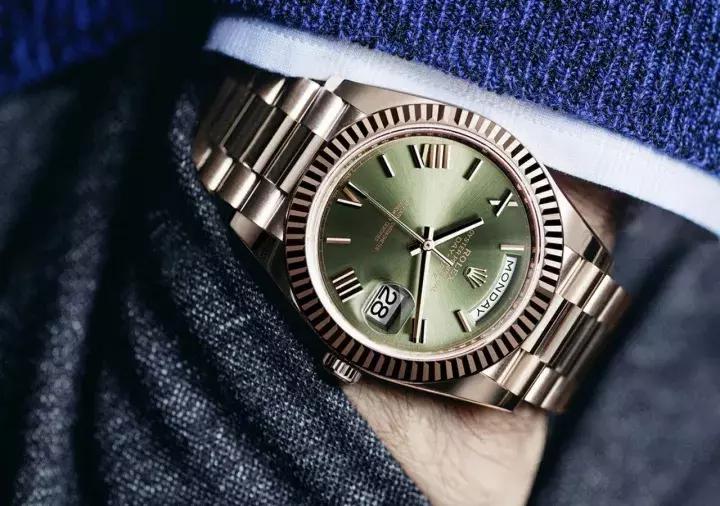 为什么很少有人专柜买表,为什么买表都去日本