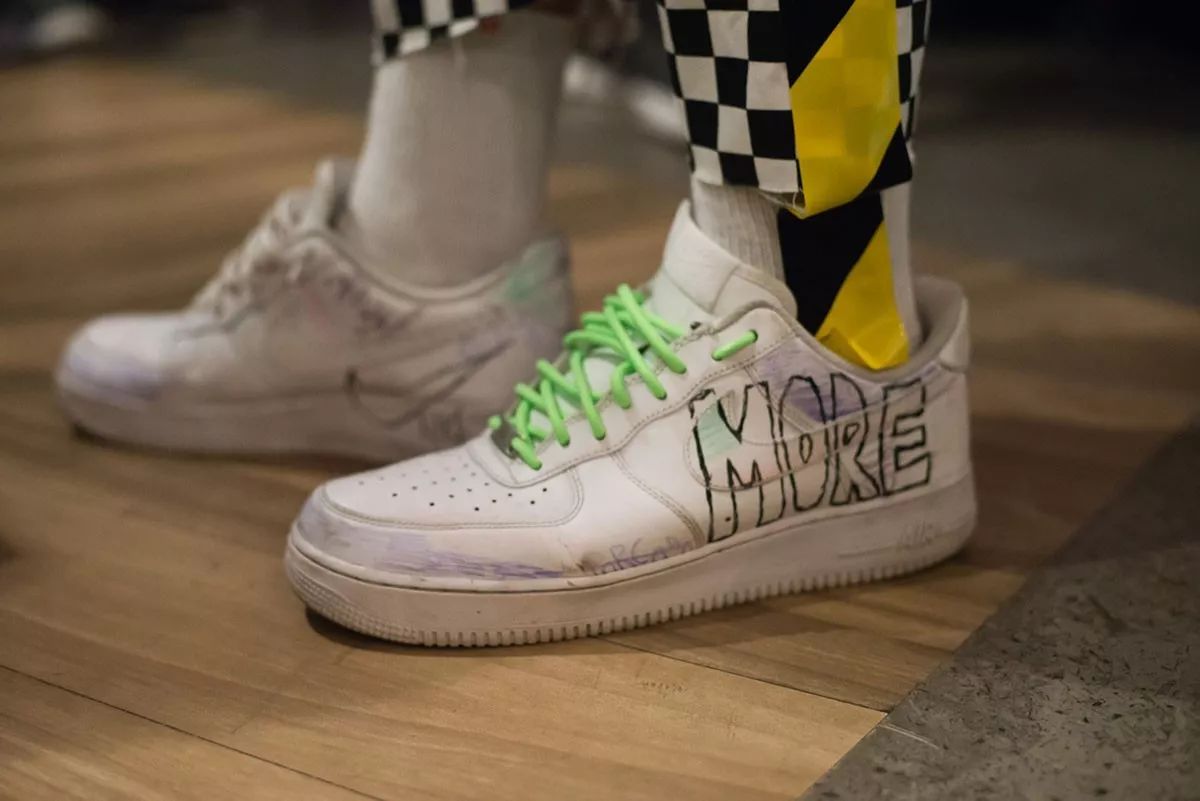 给你一份Sneaker趋势分析，让你在潮流的道路上越走越顺！