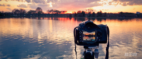 如何选购一款现在合适自己，以后不会积灰的单反？