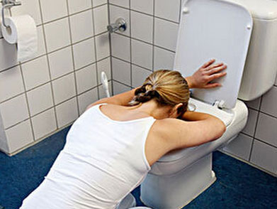 体检时尿液能够分辨出来性别吗,看尿液的颜色分辨羊水好不好