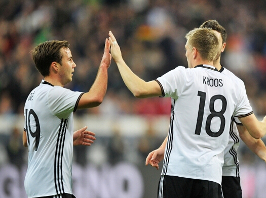 瓜迪奥拉要害时刻掉链子,名帅瓜迪奥拉终于率队打破梦魇