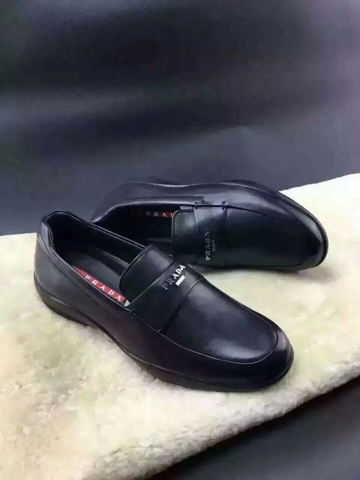 prada老款鞋 (prada意大利产运动鞋)