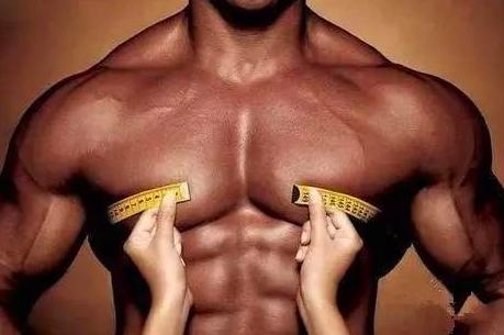 胸肌一大一小不对称怎么自我矫正,肩胛骨两边不对称胸肌一大一小