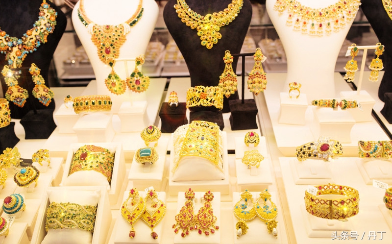 你们以为迪拜土豪遍地都是黄金吗,迪拜遍地黄金的印象是怎么来的