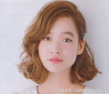 简单盘发扎法小视频,简单盘发发型扎法教程