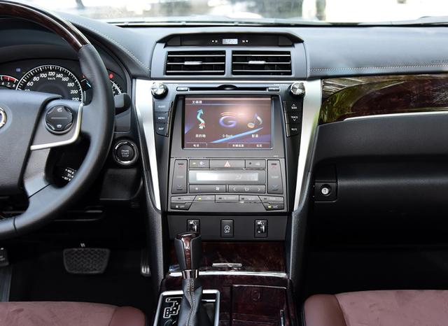 第八代凯美瑞第七代多了些什么,凯美瑞7代车评