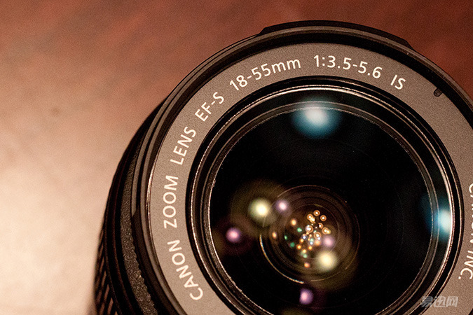 如何选购一款现在合适自己，以后不会积灰的单反？