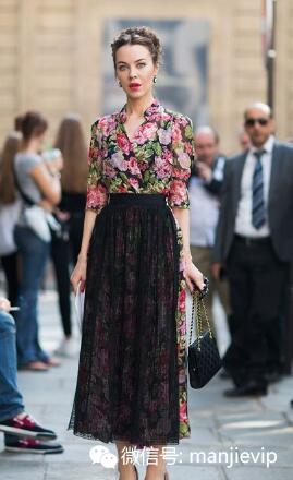 日韩风长裙搭配 (美腻长裙搭配让你女神范过夏天)