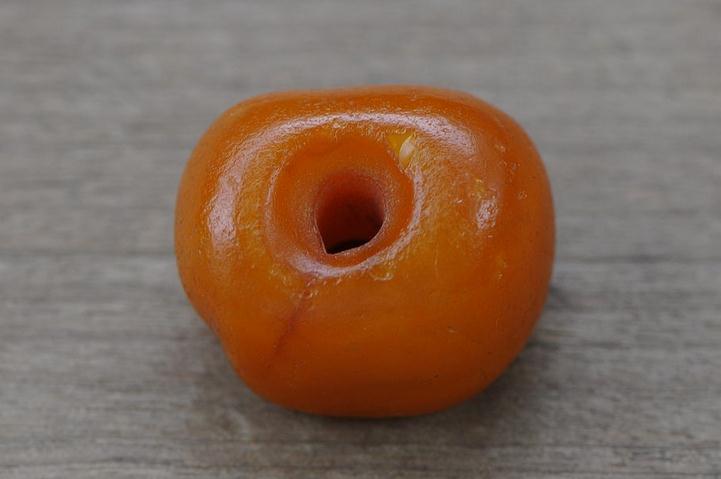 新蜜蜡老蜜蜡区别,老蜜蜡新蜜蜡区别