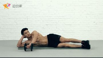 哑铃锻炼肩部方法全教程,哑铃肩部最佳锻炼方法