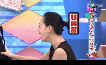 隔壁的他们愚人节竟然这样玩，吓得我瓜子都掉了...