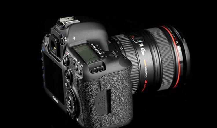 微单相机和单反相机哪个容易上手,全画幅相机选择微单好还是单反好