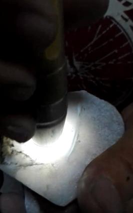 缅甸后江翡翠原石,翡翠后江料原石详解