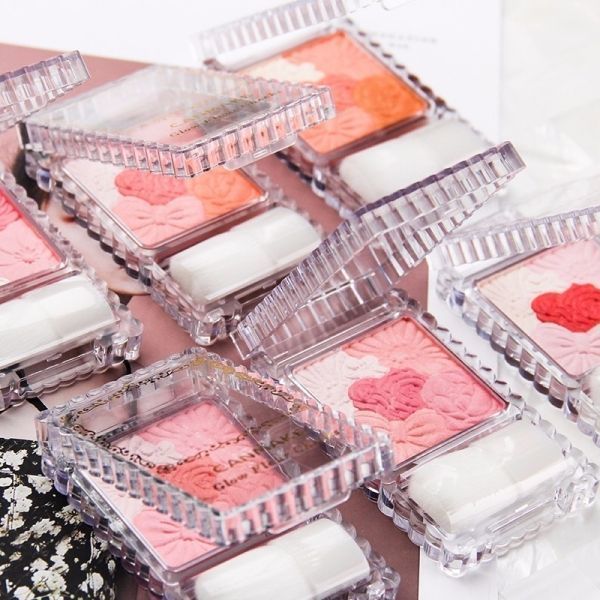 化妆小白怎么选择彩妆呢,合适化妆小白的妆容