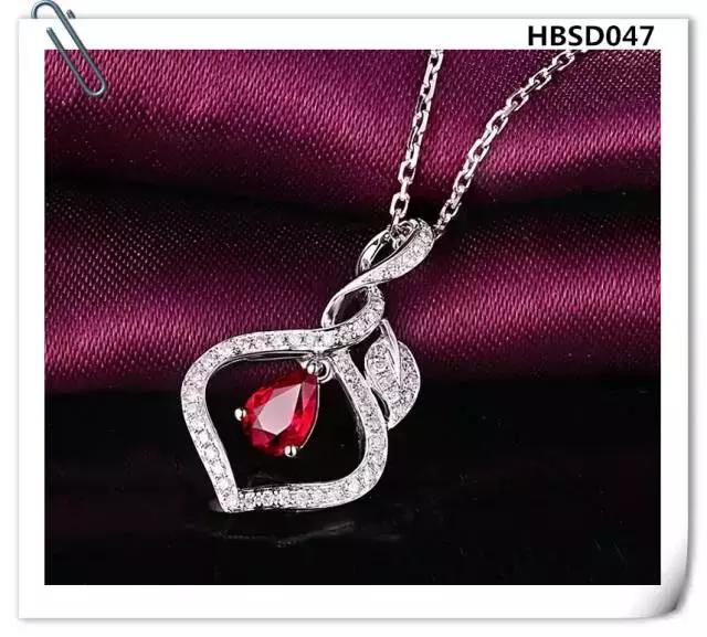 老凤祥红宝石吊坠款式,蓝宝石吊坠经典款式