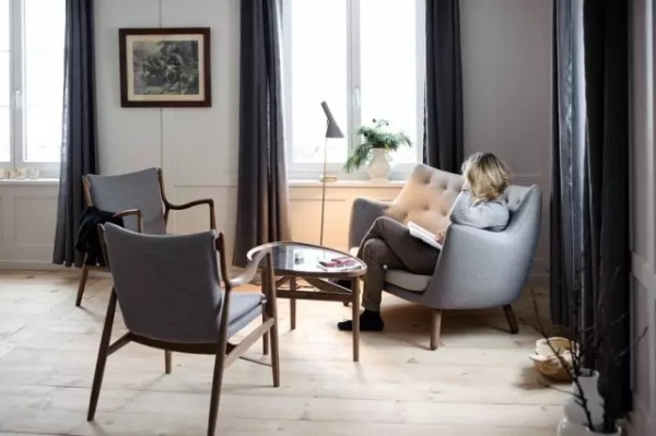 时尚简约书桌椅子,现代简约书桌椅子