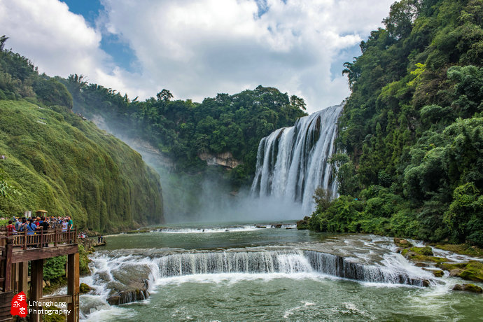 贵州黄果树瀑布特点,神奇的贵州风景区黄果树瀑布