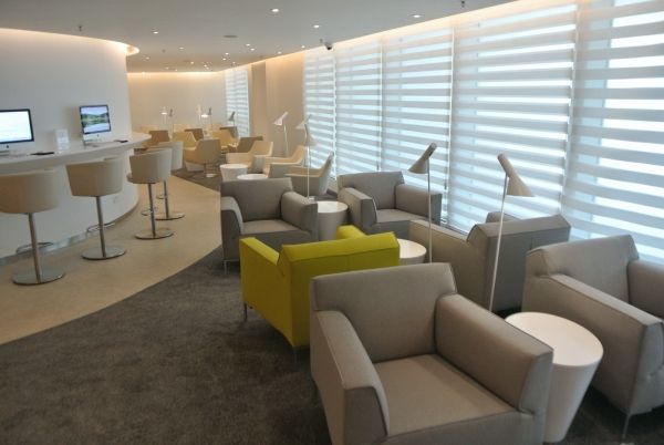 农行信用卡机场贵宾服务怎么用,信用卡享受飞机场贵宾