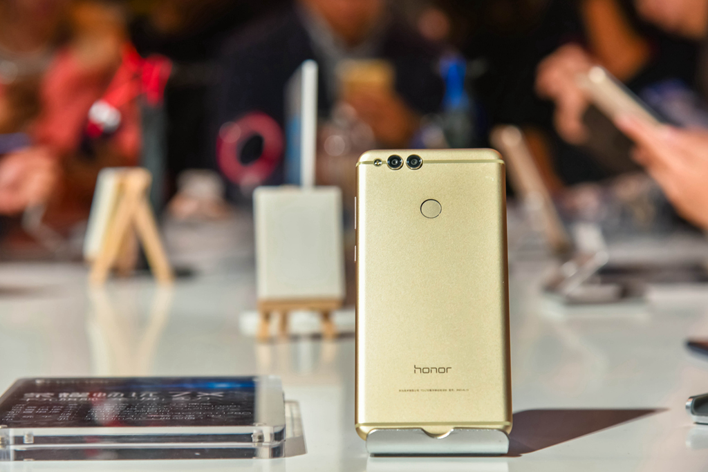 荣耀畅玩7X性能怎么样,荣耀畅玩7x的测评