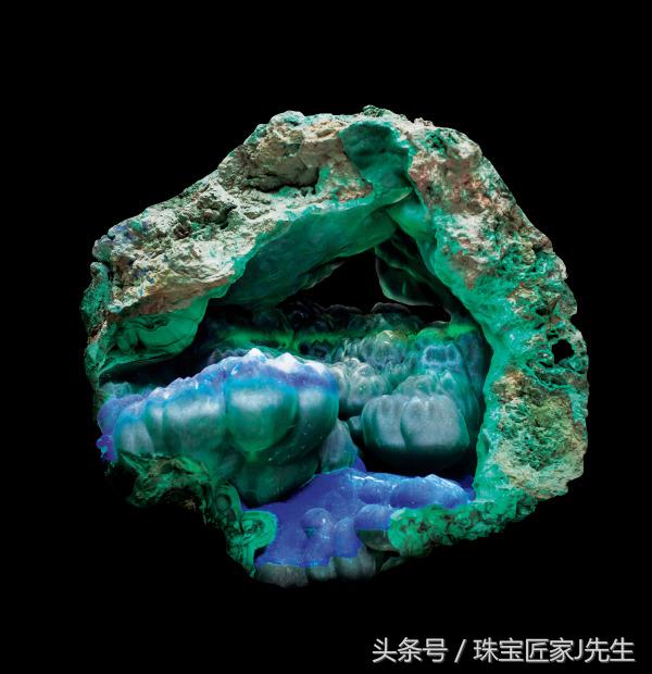 孔雀石是珠宝吗,奢侈品珠宝孔雀石