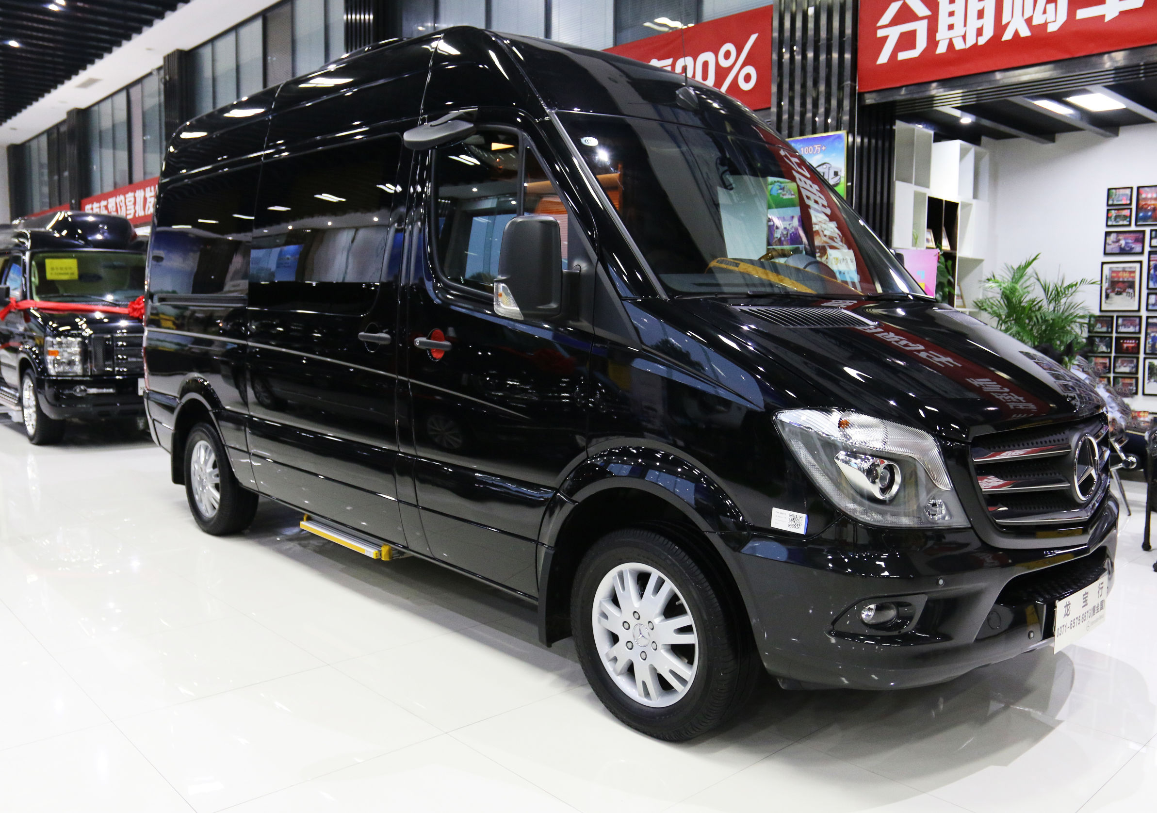 最新款进口奔驰斯宾特7.3米,奔驰斯宾特7.2米