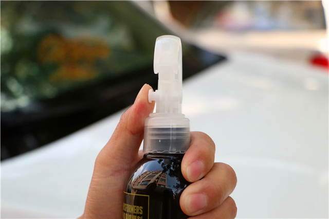 吉利博越车漆效果图,只需一招让您的爱车焕然一新