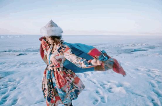 如何用软件将照片制作成小视频,什么app能够把动图做成表情包