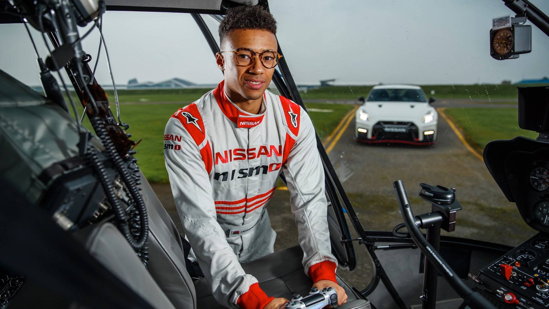 1:18gtr遥控汽车,最牛逼的rc遥控车赛车