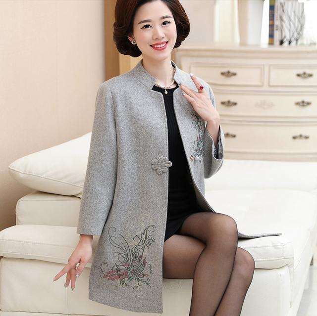 秋天给妈妈买什么衣服30岁,合适80岁妈妈的秋装