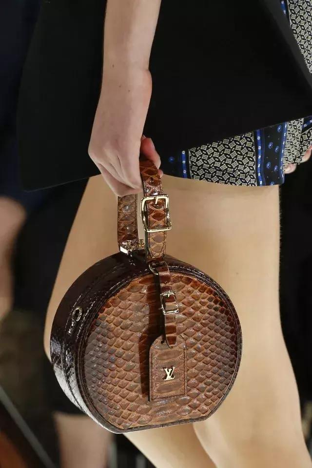 时装周最新攻略,时装周总结