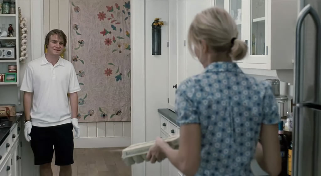 熊孩子捣乱导致自己死亡的电影,四个鸡蛋引发的血案太惨了