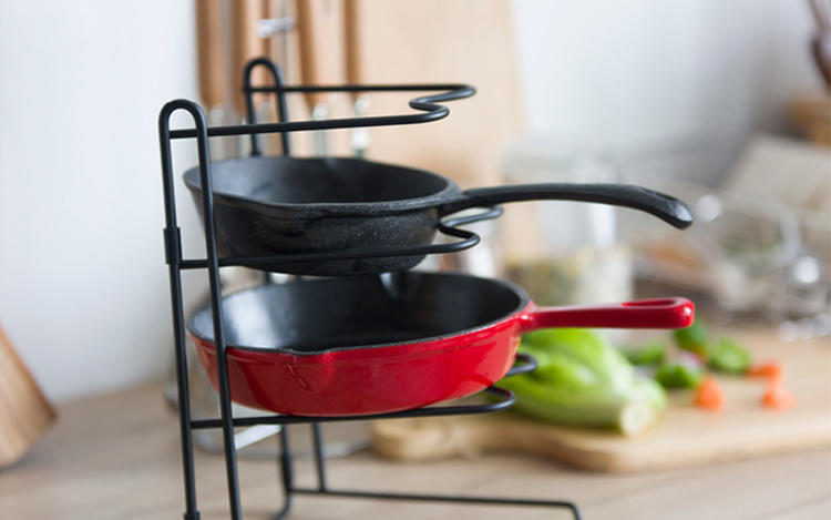 宿舍不粘锅怎么挑选好用,不粘锅在挑选时要注意哪些