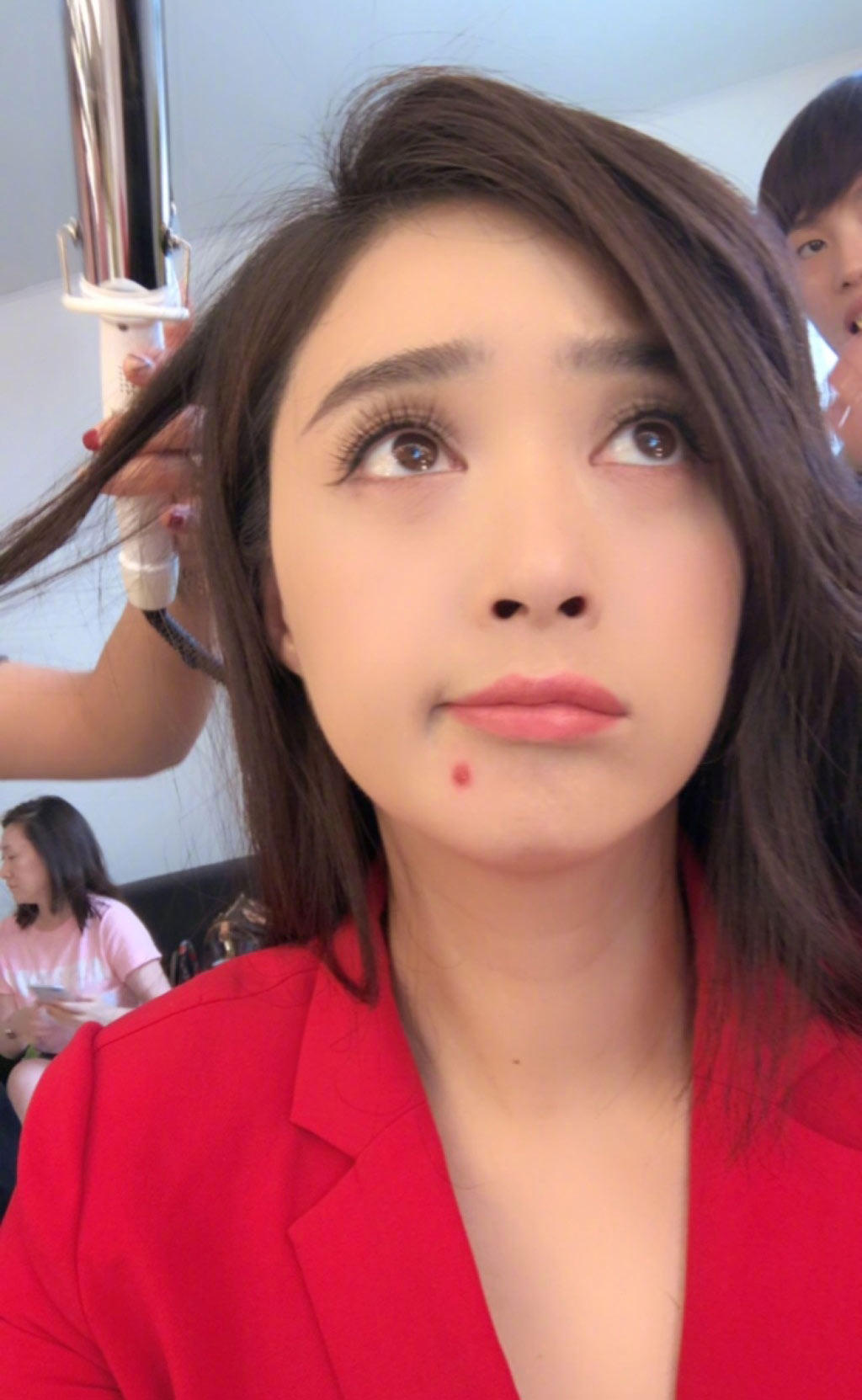 40岁女人下巴长痘痘怎么调理,额头下巴长痘痘怎么调理尽快去除