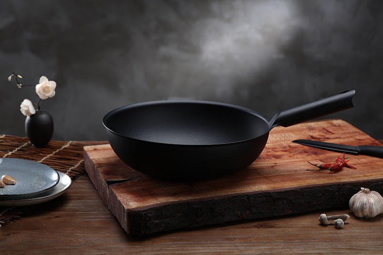 宿舍不粘锅怎么挑选好用,不粘锅在挑选时要注意哪些