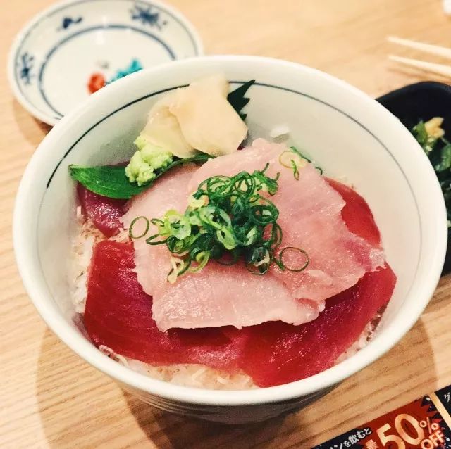 朱元璋黑猪肉,你在这里能够吃到美味的中餐英文