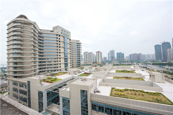 深圳二档医保能够去哪个医院看病,深圳二档医保能够在异地看门诊吗