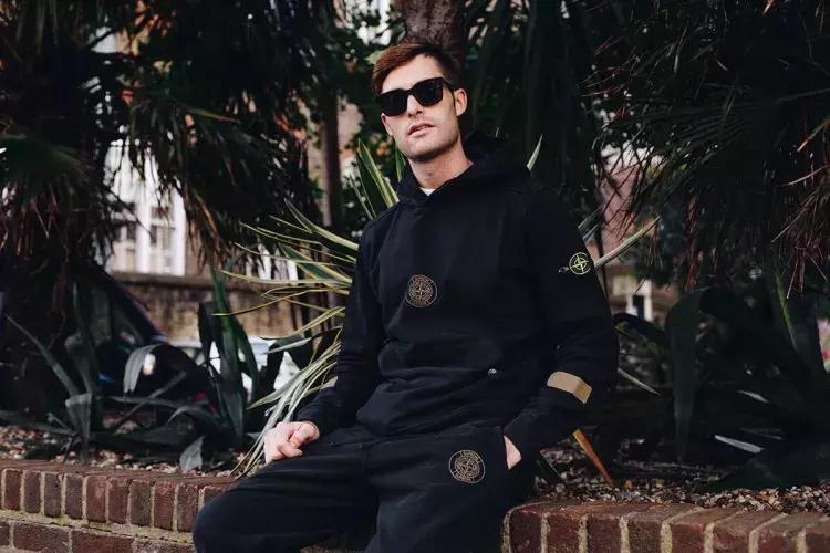 2020supreme和stoneisland的联名,supreme联名stoneisland马甲