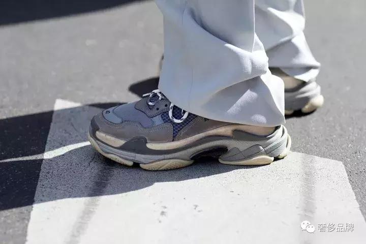 2021秋冬爆款男士加绒休闲运动鞋,推荐几款帅气的秋季运动鞋