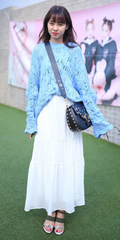 温暖柔软的毛衣,温暖厚重的毛衣有着非凡的热情