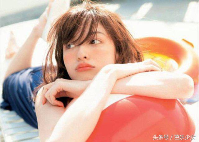 好冷冷冷冷～来一杯女明星最爱的“橙汁妆”吧