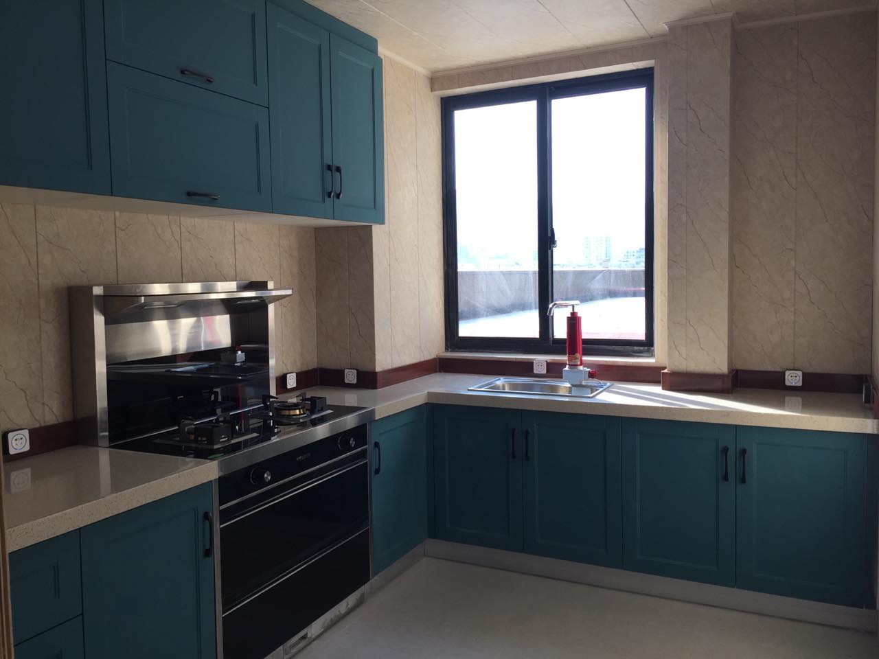 自己精致了生活才会精致,只要用心生活就能够很精致