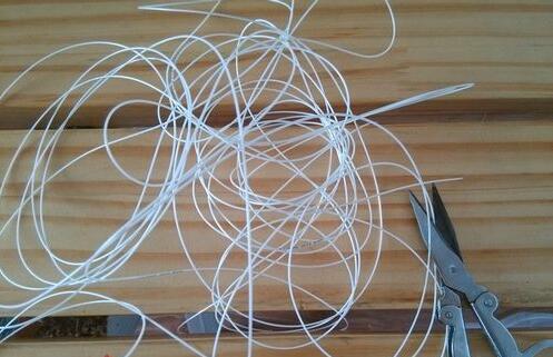 羽毛球穿线如何辨别穿线好坏,羽毛球拍穿线教程全过程