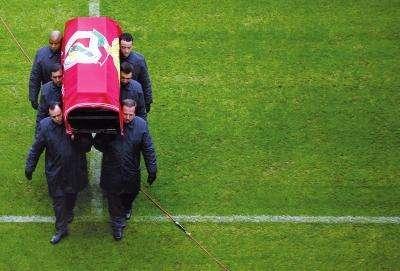 欧洲杯c罗拿金靴完全版,16欧洲杯葡萄牙夺冠历程c罗表现