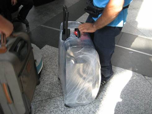 托运行李箱会被暴力对待吗,托运时行李箱有易碎物品怎么办