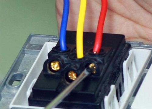 维修电工照明线路故障排查方法,家用照明线路一般故障及维修方法