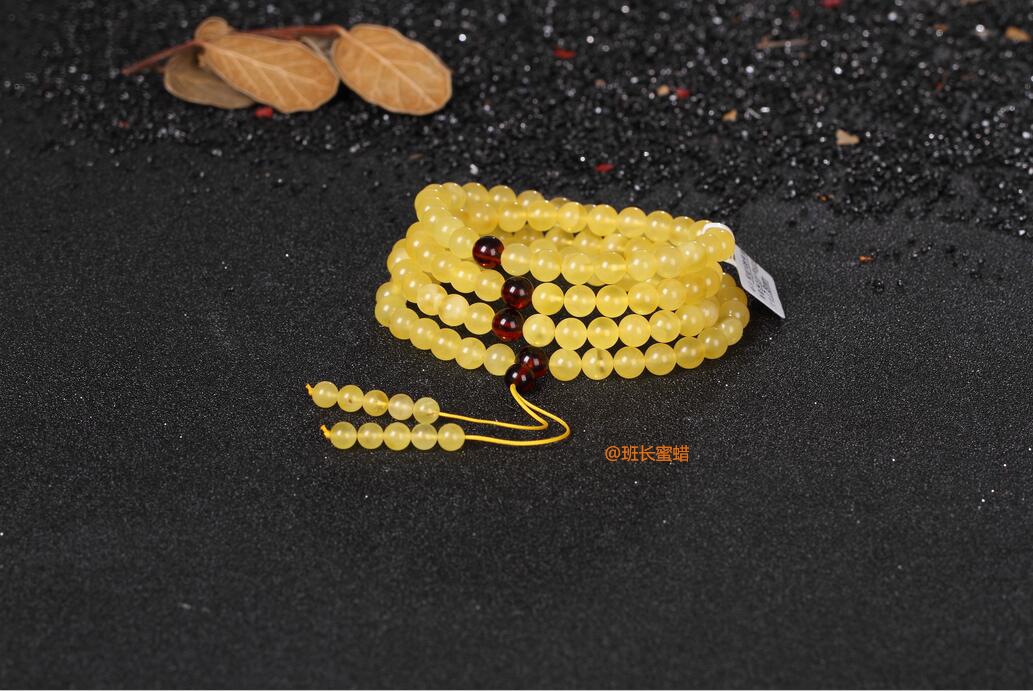 女朋友：老蜜蜡都是别人的手汗，我不要！哥们尴尬了