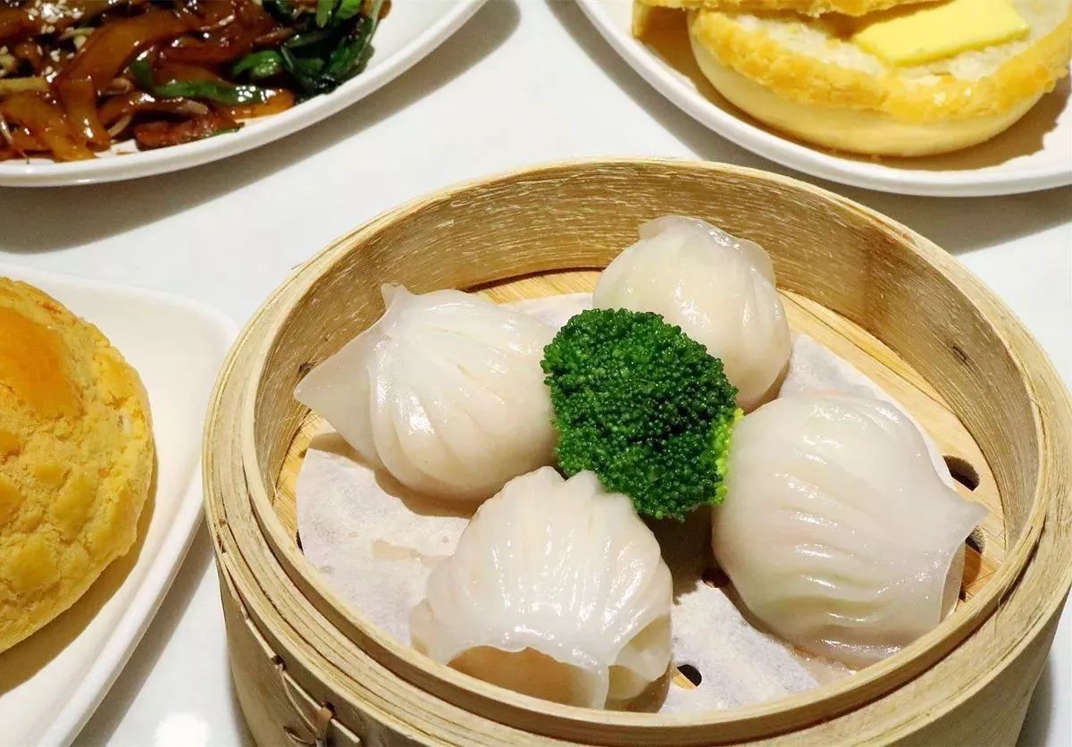 武汉排名第一的粤式茶餐厅,这家广式茶餐厅很火爆